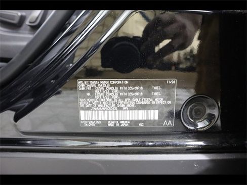 Used 2024 Toyota bZ4X XLE image 25