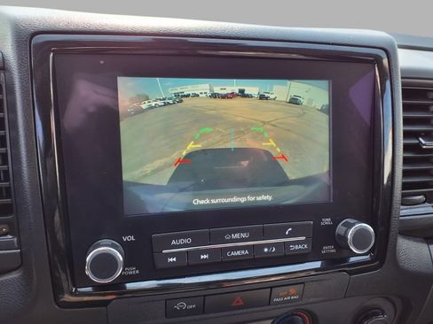 Used 2024 Nissan Frontier S w/ Technology Package RWD image 9