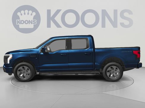 Used 2025 Ford F150 Lightning Lariat AWD/4WD image 4