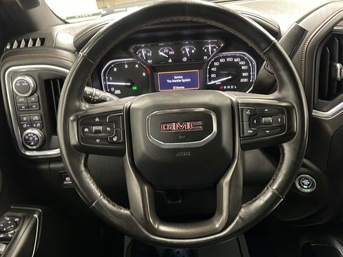 Used 2021 GMC Sierra 2500 AT4 AWD/4WD image 4