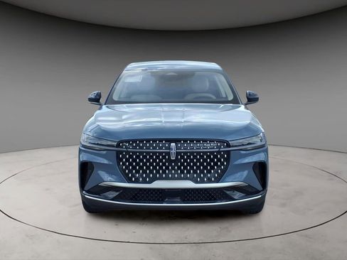 New 2026 Lincoln Nautilus Premier AWD/4WD image 15