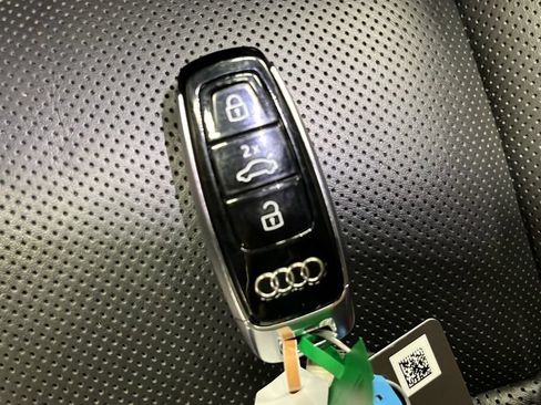 Used 2024 Audi A8 L 3.0T w/ Comfort Plus Package AWD/4WD image 40