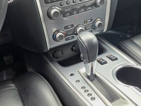 Used 2017 Nissan Pathfinder SL image 23