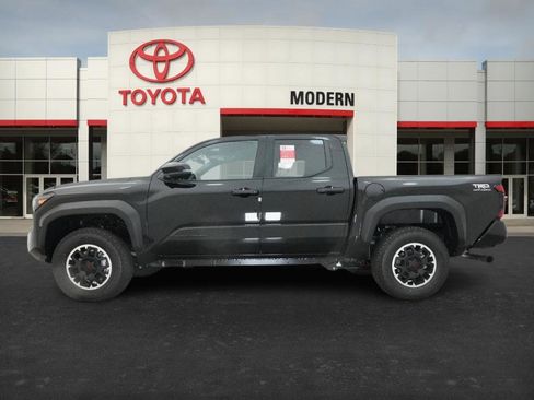 New 2025 Toyota Tacoma TRD Off-Road image 10