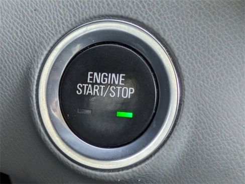 Used 2021 GMC Terrain SLE image 29