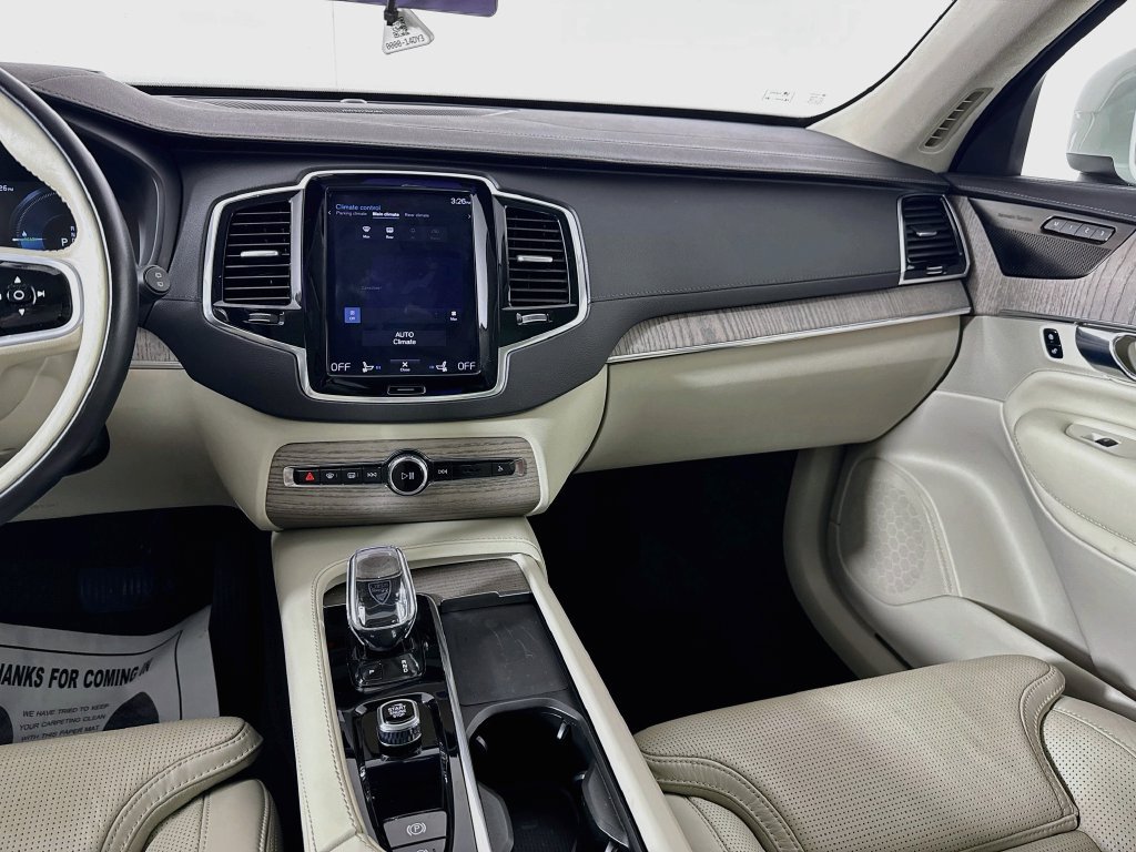 Used 2022 Volvo XC90 T8 Inscription AWD/4WD image 29