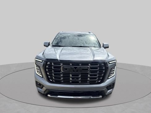 Used 2025 GMC Yukon XL Denali Ultimate AWD/4WD image 3