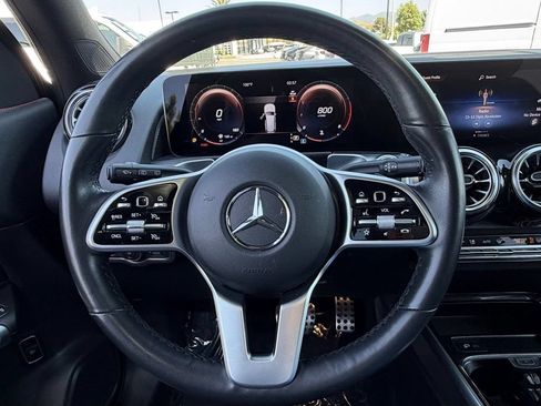 Used 2023 Mercedes-Benz GLB 250 image 22