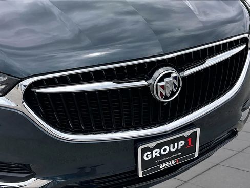 Used 2020 Buick Enclave Essence w/ Sound and Sites Package FWD image 30