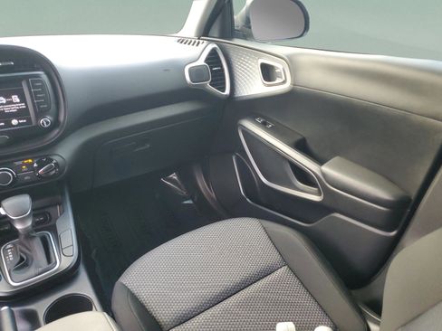 Certified 2024 Kia Soul LX w/ Option Group 015 FWD image 14