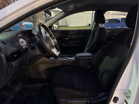 Used 2022 Nissan Sentra SV image 11