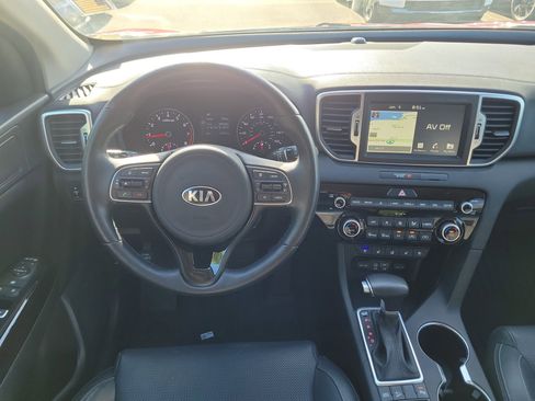Used 2018 Kia Sportage EX w/ EX Technology Package FWD image 19