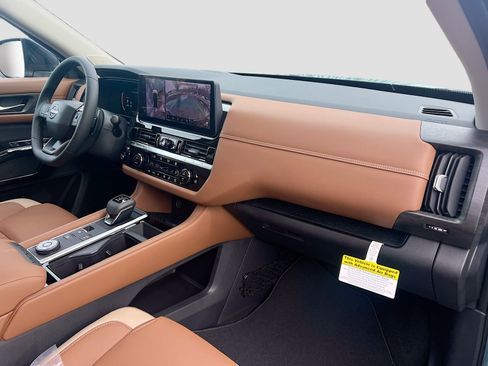 New 2026 Nissan Pathfinder Platinum w/ Cargo Package image 32