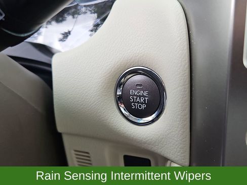 Used 2019 Lexus GX 460 Premium w/ Premium Package image 17