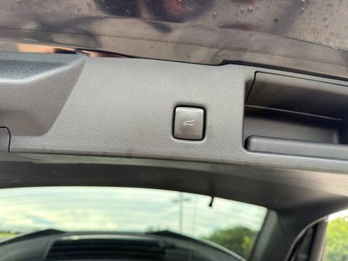 Used 2024 Ford Escape ST-Line w/ Tech Pack #1 FWD image 42