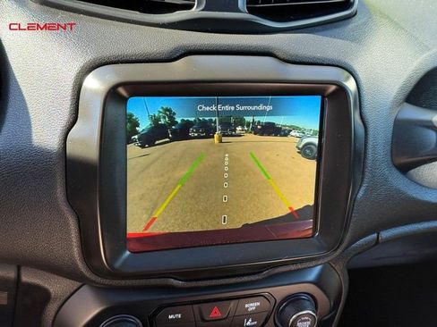 Used 2021 Jeep Renegade Trailhawk w/ Sun & Sound Group AWD/4WD image 31