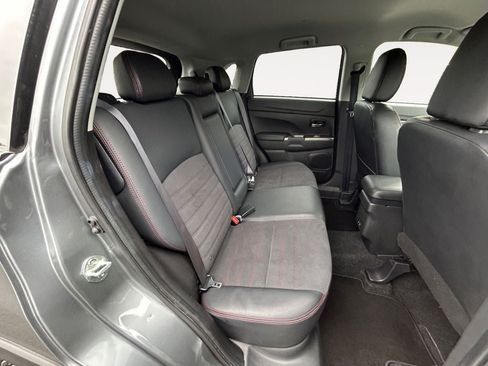 Used 2025 Mitsubishi Outlander Sport SE AWD/4WD image 23