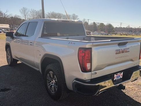 Used 2019 GMC Sierra 1500 SLE w/ SLE Value Package image 6
