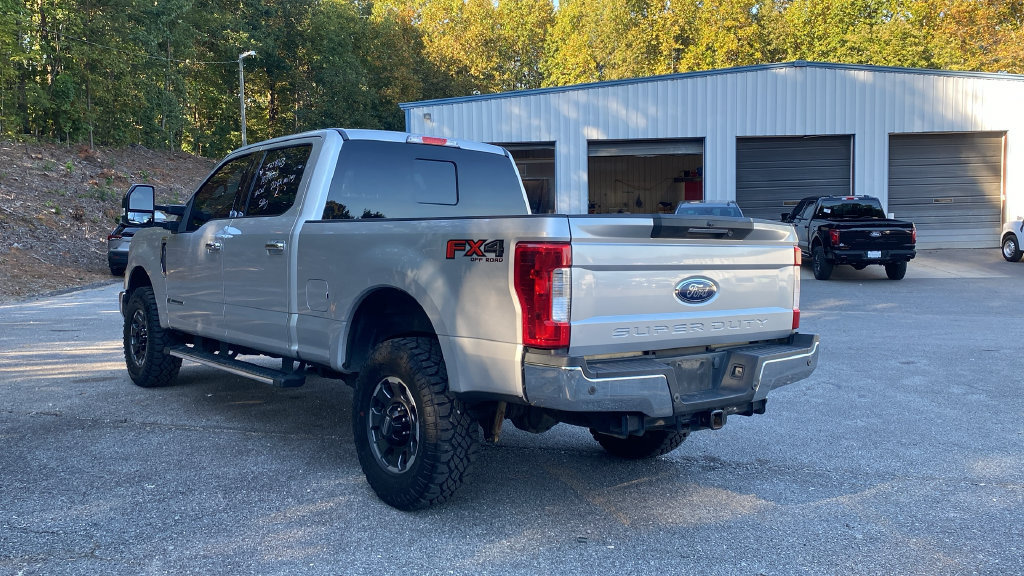 Used 2017 Ford F250 Lariat w/ Lariat Ultimate Package AWD/4WD image 7
