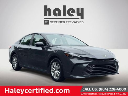 Used 2025 Toyota Camry LE FWD image 1