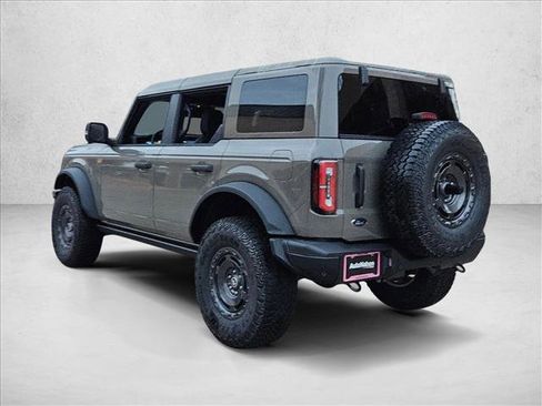 New 2025 Ford Bronco Badlands image 9