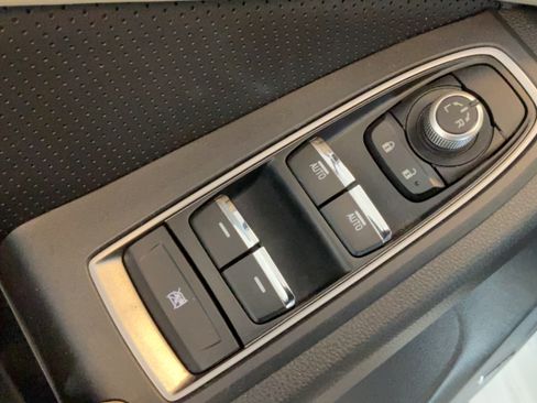 Used 2022 Subaru Ascent Limited w/ Technology Package AWD/4WD image 24