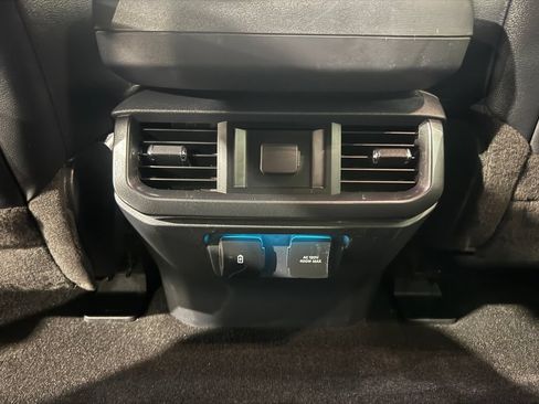 Used 2022 Ford F150 Lariat AWD/4WD image 36