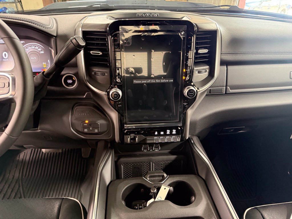 New 2027 RAM 2500 Laramie AWD/4WD image 2