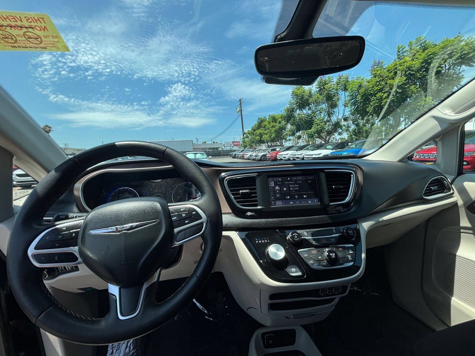 Used 2024 Chrysler Voyager LX FWD image 35