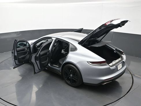 Certified 2023 Porsche Panamera 4 AWD/4WD image 28