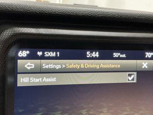 Used 2020 Jeep Gladiator Sport w/ Quick Order Package 24S image 13