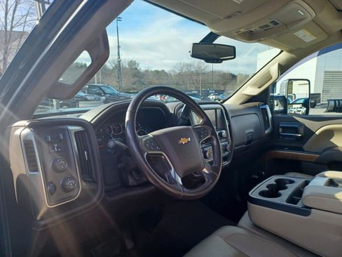 Used 2019 Chevrolet Silverado 2500 LTZ w/ Duramax Plus Package image 8