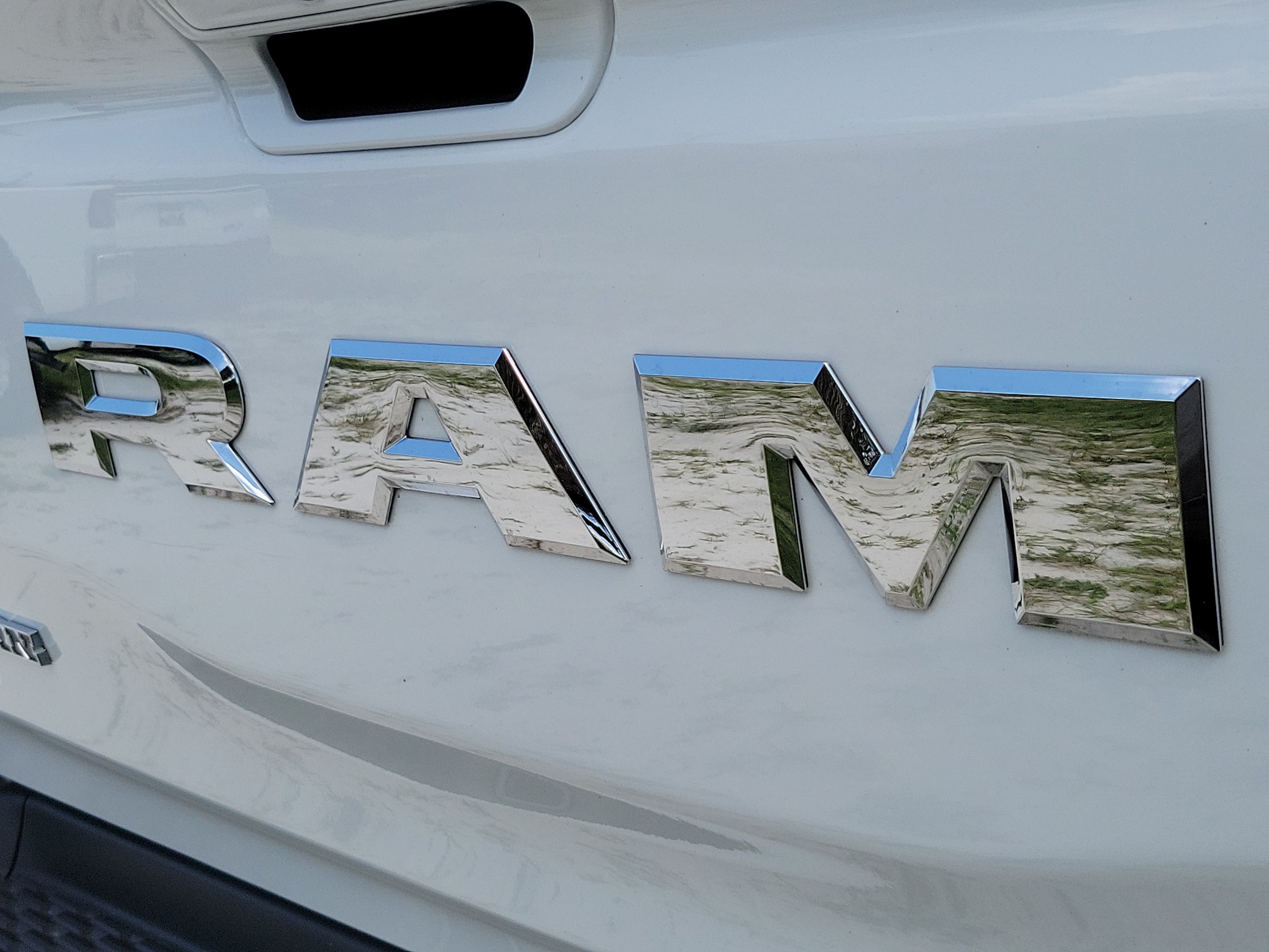 Used 2025 RAM 1500 Big Horn RWD image 6