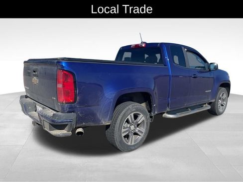 Used 2017 Chevrolet Colorado W/T w/ Custom Special Edition RWD image 7