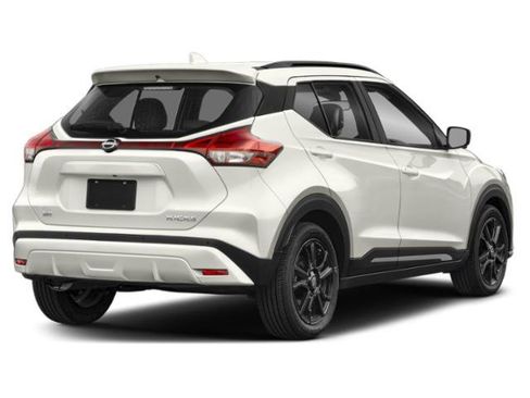 Used 2023 Nissan Kicks SR FWD image 2