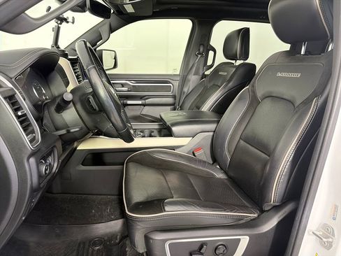 Used 2019 RAM 1500 Laramie image 11