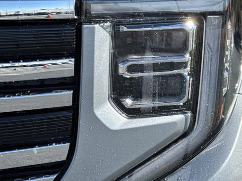 New 2026 GMC Sierra 1500 SLT w/ SLT Premium Plus Package image 6