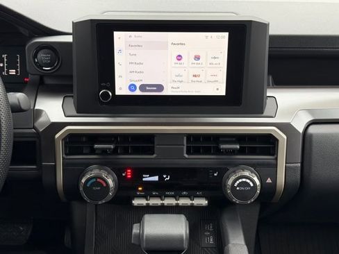 Used 2025 Toyota Tacoma SR5 image 23