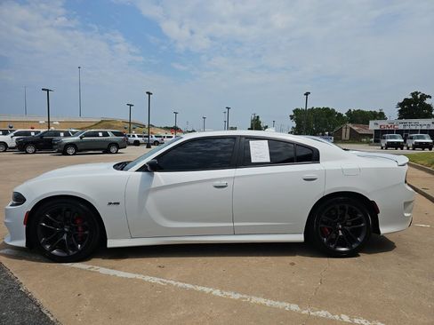 Used 2023 Dodge Charger R/T w/ Plus Group RWD image 7