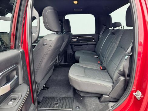 New 2026 RAM 2500 Big Horn AWD/4WD image 34