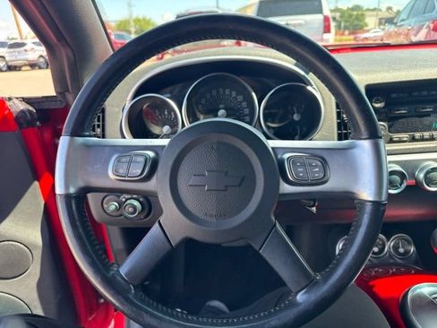 Used 2006 Chevrolet SSR w/ Preferred Equipment Group RWD image 14