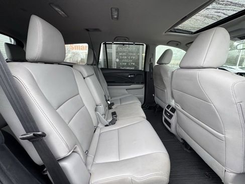Used 2021 Honda Pilot Special Edition image 15