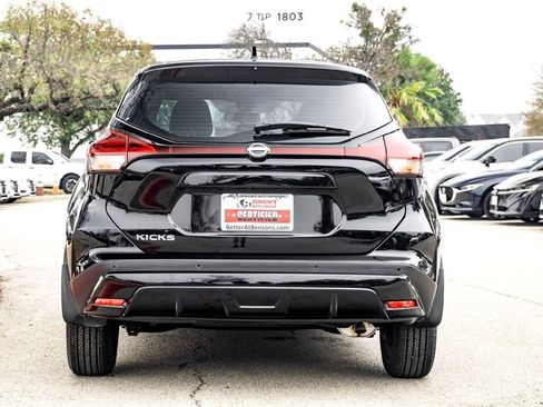 Used 2025 Nissan Kicks Play S image 6