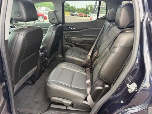 Used 2021 GMC Acadia SLT w/ Technology Package AWD/4WD image 11