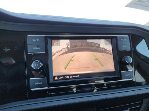 Used 2024 Volkswagen Jetta S image 18