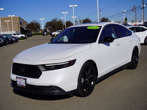 Used 2023 Honda Accord Sport image 5