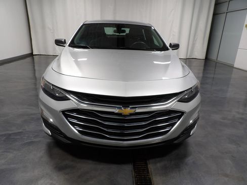 Used 2020 Chevrolet Malibu LS FWD image 2