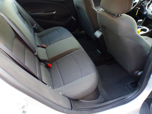 Used 2016 Chevrolet Cruze LS FWD image 21