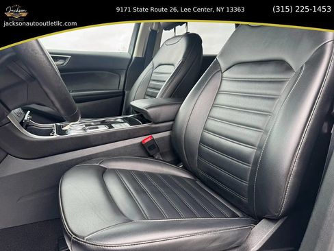 Used 2019 Ford Edge SEL w/ Equipment Group 201A image 9