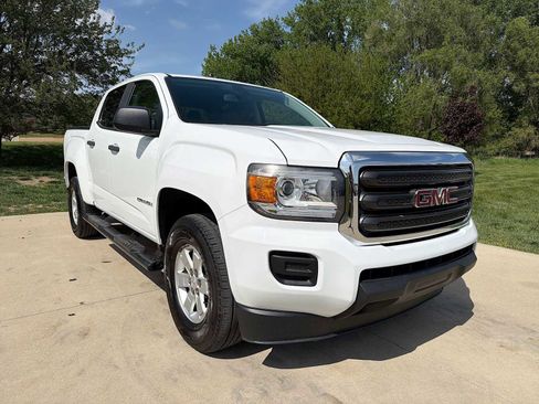 Used 2017 GMC Canyon 2WD Crew Cab w/ Convenience Package image 8